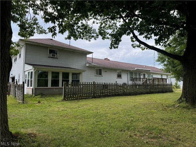 1717 Stillwagon Road, Niles, OH 44446