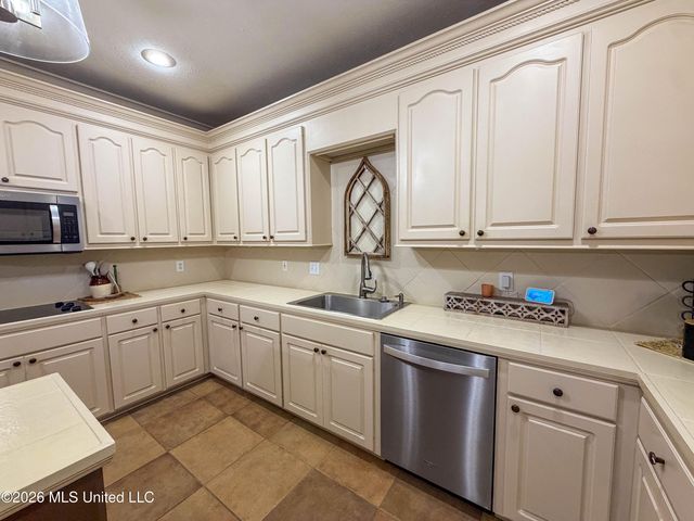 137 Vineyard Boulevard, Brandon, MS 39047