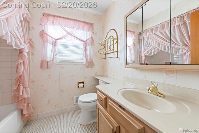 3400 Brookshire Street, Trenton, MI 48183