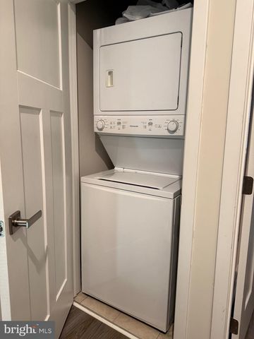 9926 NEW POINTE DR, Upper Marlboro, MD 20774