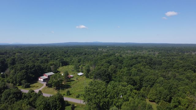 675 Ratta Road Road, Chazy, NY 12921