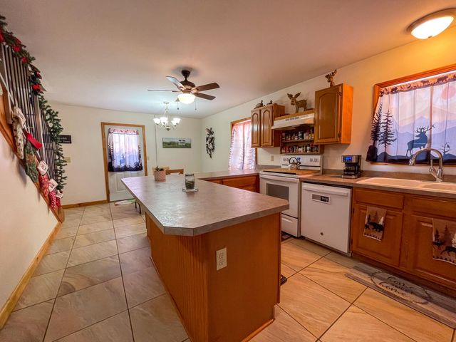 675 Ratta Road Road, Chazy, NY 12921