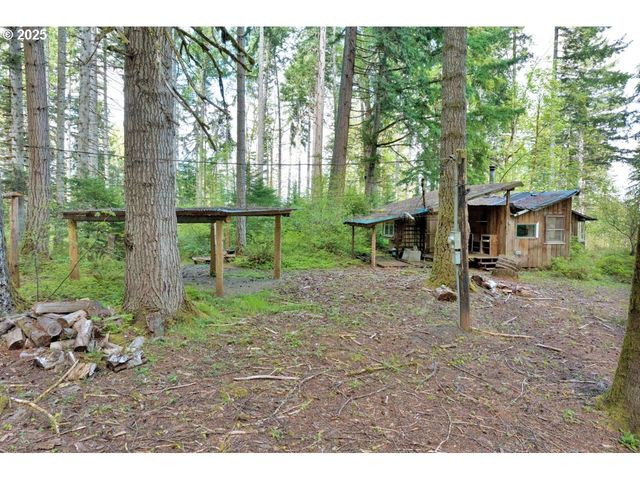 38220 BOSCAGE Ln, Springfield, OR 97477