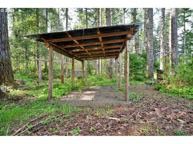 38220 BOSCAGE Ln, Springfield, OR 97477