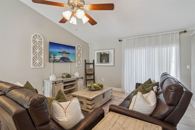 2678 FOREST VIEW LANE, Kissimmee, FL 34744