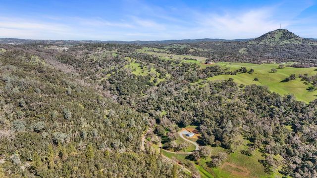 7680 Middle Bar Rd, Jackson, CA 95642