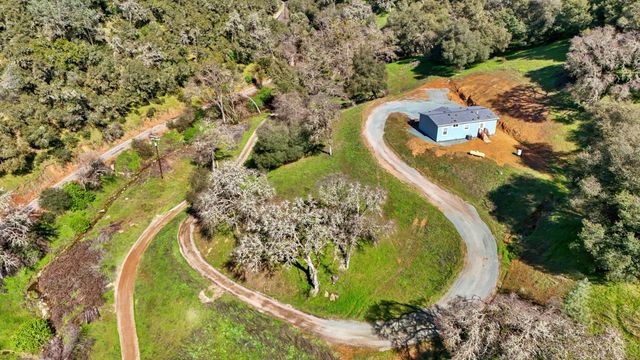 7680 Middle Bar Rd, Jackson, CA 95642