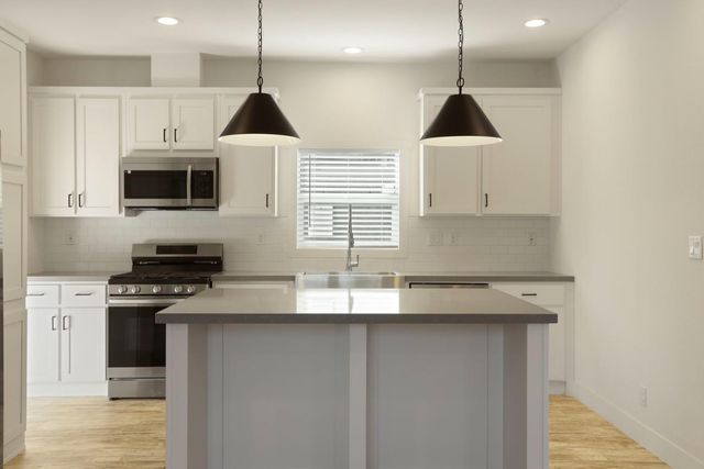 7680 Middle Bar Rd, Jackson, CA 95642