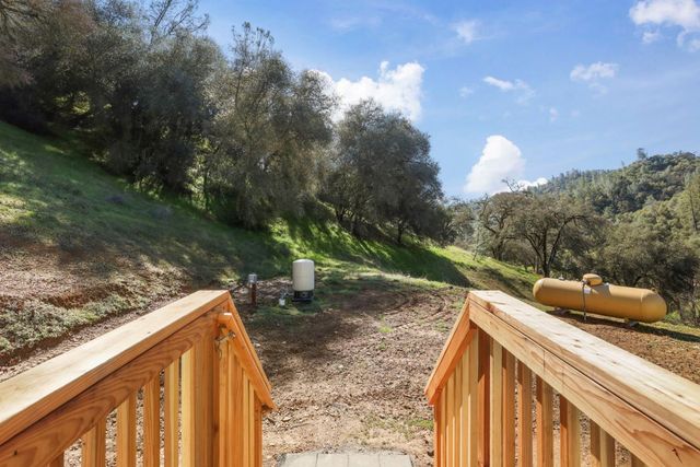 7680 Middle Bar Rd, Jackson, CA 95642