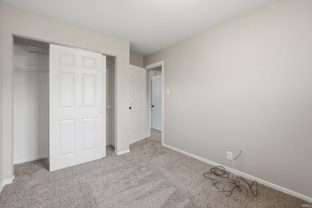 3311 S Cedar Crest Circle, Fort Wayne, IN 46809