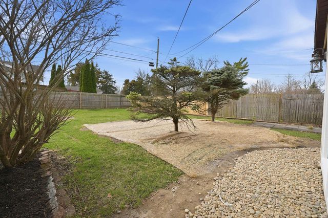 3311 S Cedar Crest Circle, Fort Wayne, IN 46809