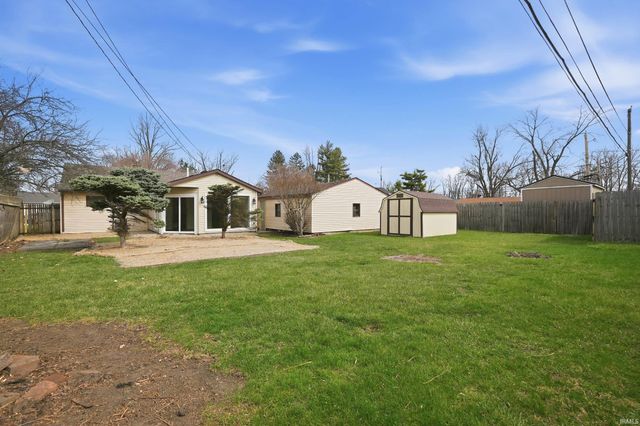 3311 S Cedar Crest Circle, Fort Wayne, IN 46809