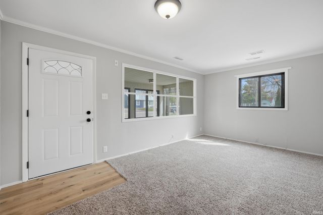 3311 S Cedar Crest Circle, Fort Wayne, IN 46809