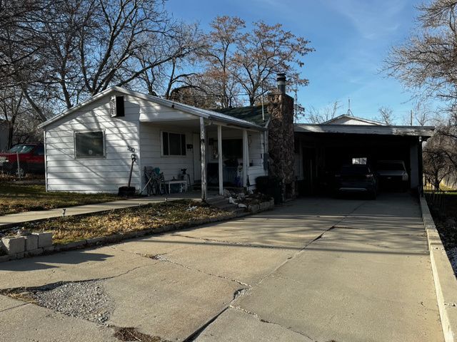 330 S 100 E, Tooele, UT 84074