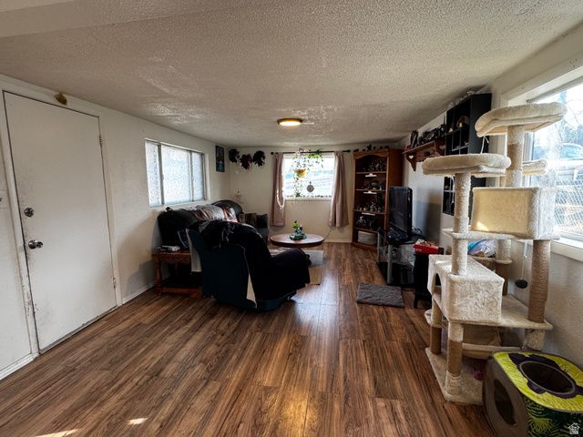 330 S 100 E, Tooele, UT 84074