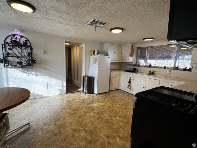 330 S 100 E, Tooele, UT 84074