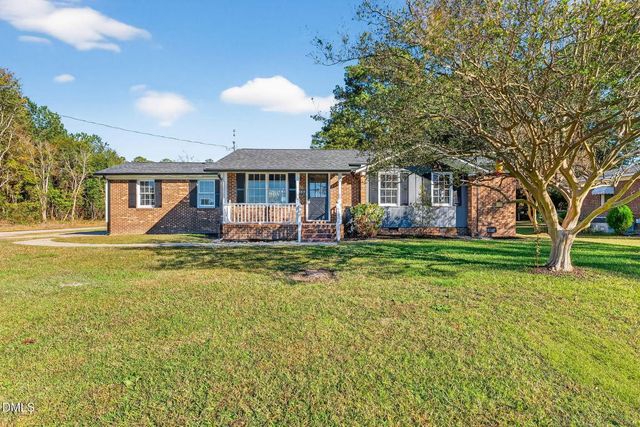 505 Pineview Road, Kenly, NC 27542