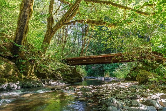 175 Wooden Bridge Road, Kalama, WA 98625