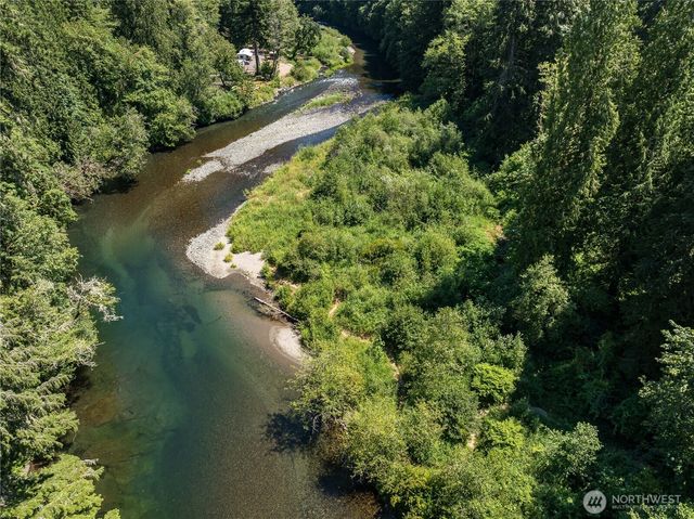 175 Wooden Bridge Road, Kalama, WA 98625