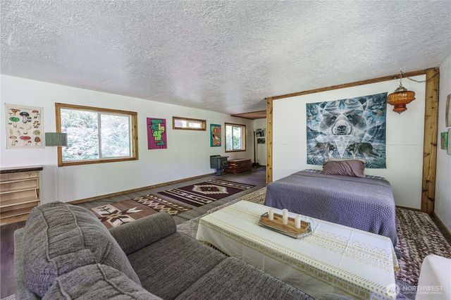 175 Wooden Bridge Road, Kalama, WA 98625