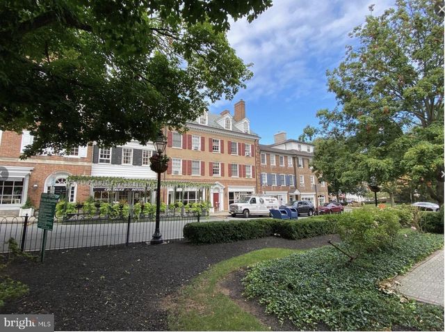 61 PALMER SQ W SQ W #D, Princeton, NJ 08542
