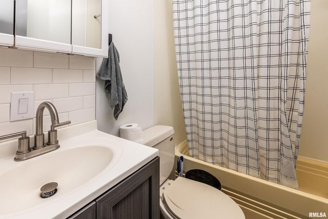 501 TOWER Road, Herrin, IL 62948