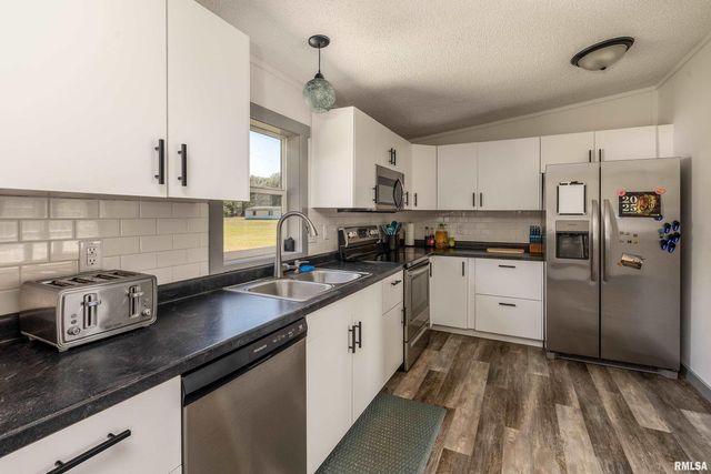 501 TOWER Road, Herrin, IL 62948