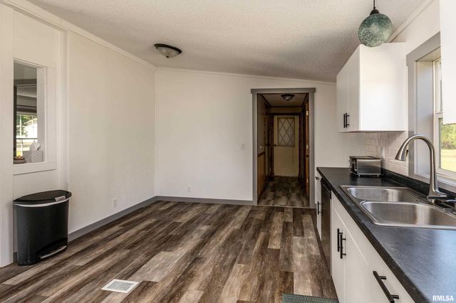 501 TOWER Road, Herrin, IL 62948