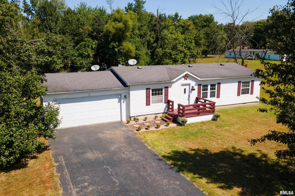 501 TOWER Road, Herrin, IL 62948