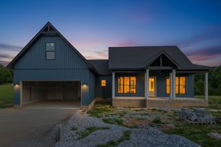 1870 Southside Rd, Southside, TN 37171