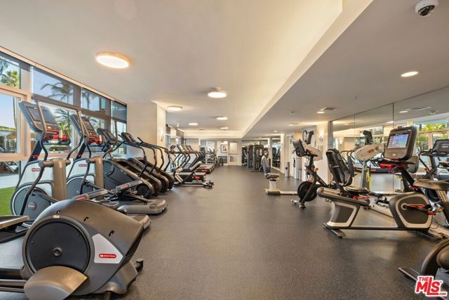 13700 Marina Pointe Drive 314, Marina Del Rey, CA 90292