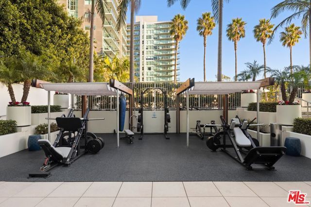 13700 Marina Pointe Drive 314, Marina Del Rey, CA 90292