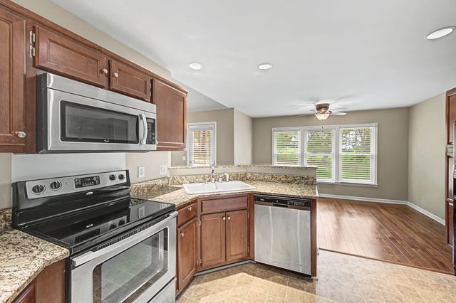 5220 Lana Renee Ct, Hermitage, TN 37076