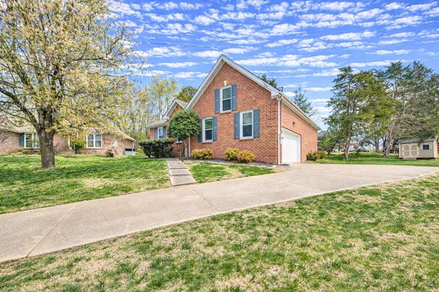 5220 Lana Renee Ct, Hermitage, TN 37076