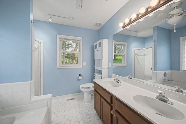 5220 Lana Renee Ct, Hermitage, TN 37076