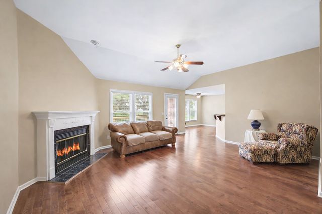 5220 Lana Renee Ct, Hermitage, TN 37076