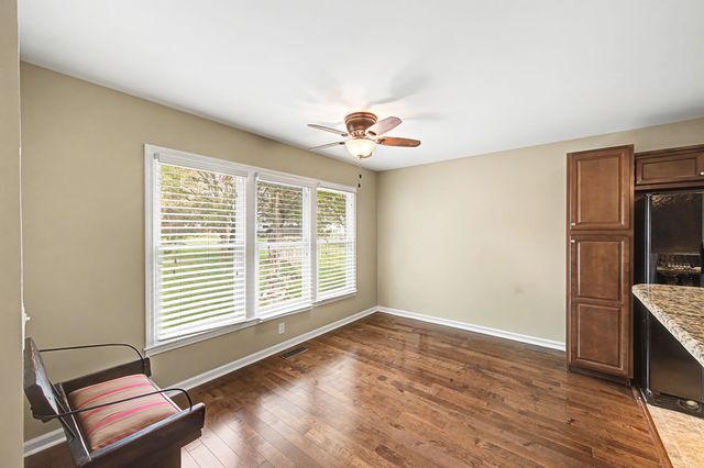 5220 Lana Renee Ct, Hermitage, TN 37076