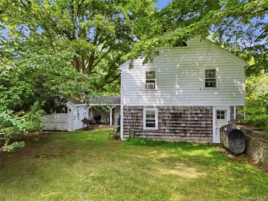 225 Succabone Road, Bedford Corners, NY 10549 — photo 5