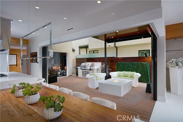 604 Acacia Avenue, Corona Del Mar (newport Beach), CA 92625