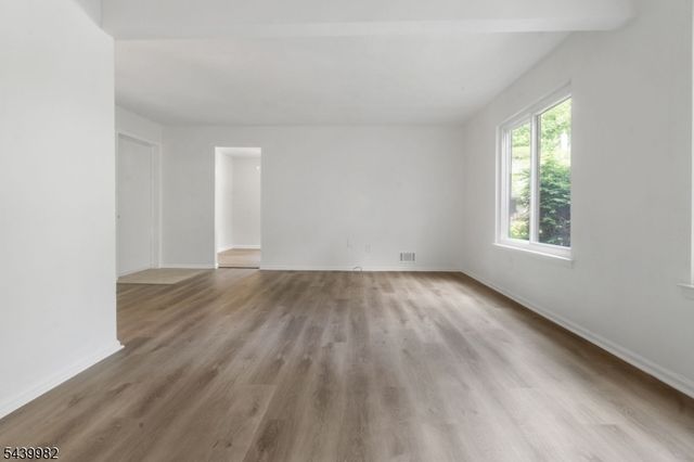 13235 Dell Pl 235, Stanhope Boro, NJ 07874