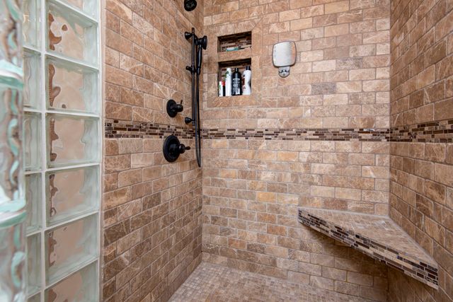 14 Little Creek Lane, Kimberling City, MO 65686