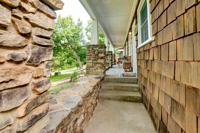 14 Little Creek Lane, Kimberling City, MO 65686