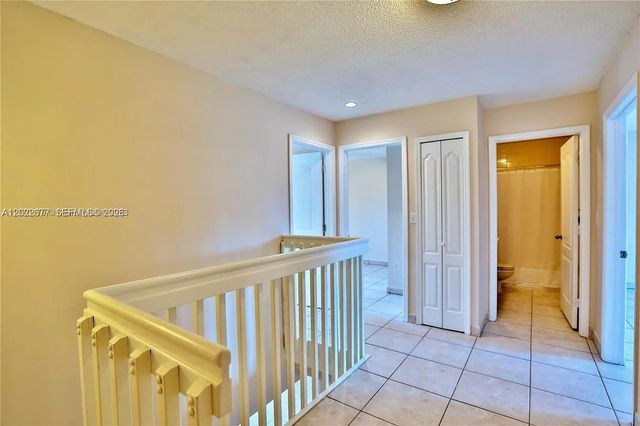 15870 SW 69th Ln, Miami, FL 33193