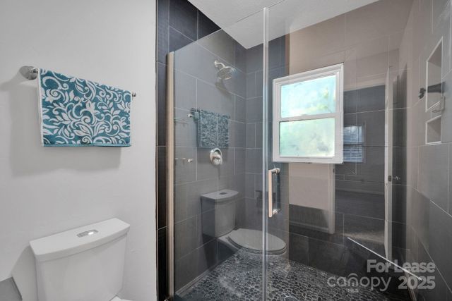 3300 Selwyn Farms Lane, Charlotte, NC 28209