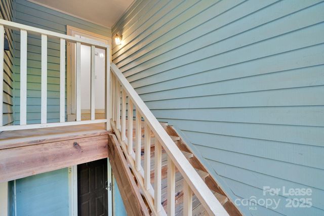 3300 Selwyn Farms Lane, Charlotte, NC 28209