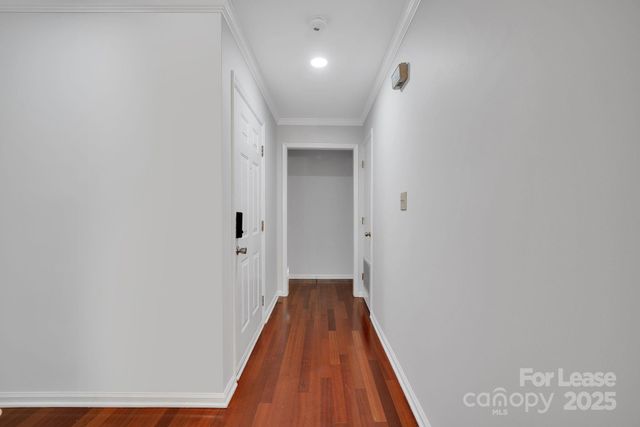 3300 Selwyn Farms Lane, Charlotte, NC 28209