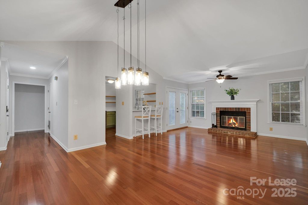 3300 Selwyn Farms Lane, Charlotte, NC 28209