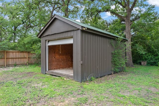 1205 Haley Place, College Station, TX 77845