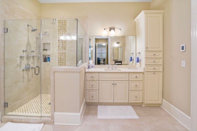 75 Grande Villa DR, Penhook, VA 24137