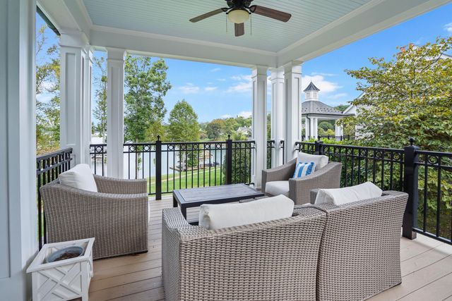 75 Grande Villa DR, Penhook, VA 24137